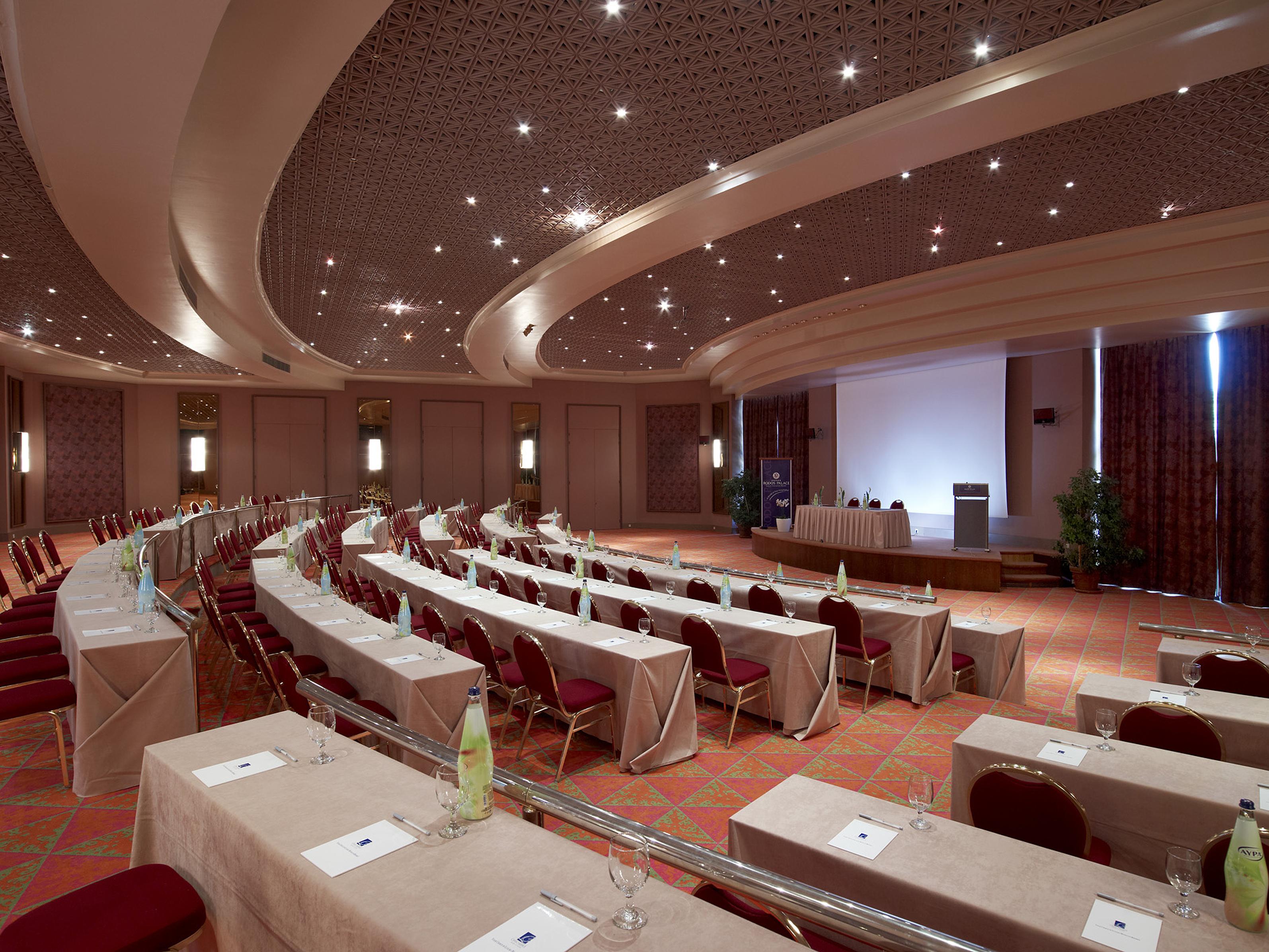 Курортный комплекс Rodos Palace